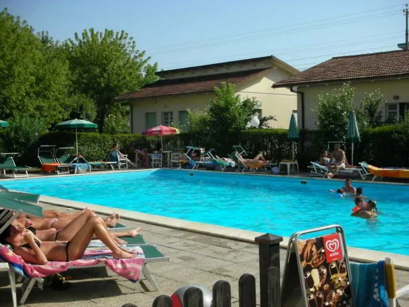 Love Boat Hotel - The Original Riccione 3*,